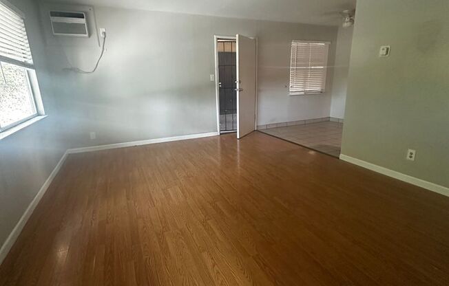 1 bed, 1 bath, $1,750, Unit #6