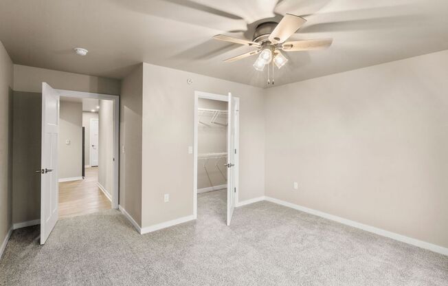 2 beds, 1 bath, 1,233 sqft, $1,699.99, Unit 198-03