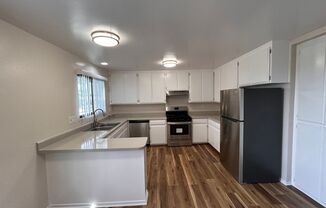 2 beds, 2 baths, $2,350, Unit 302