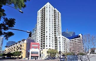 1 bed, 1.5 baths, $2,895, Unit 1240515