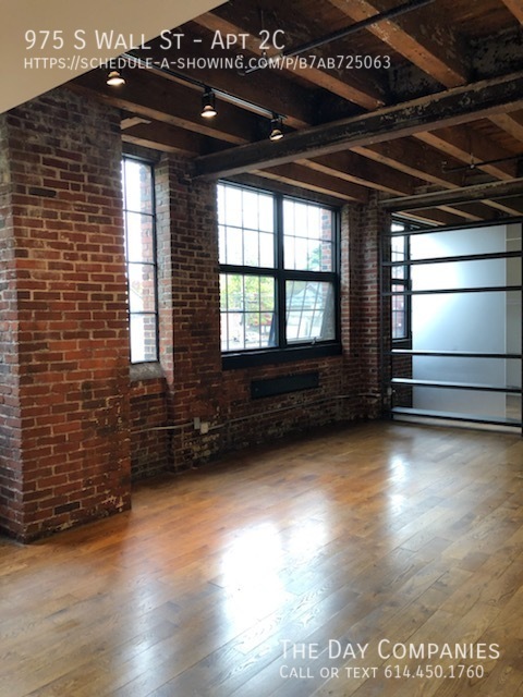 975 S Wall St