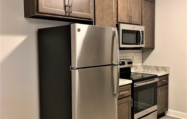 1 bed, 1 bath, 848 sqft, $775, Unit 07