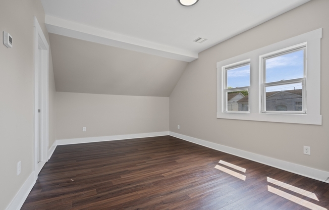 18 SAINT ANN ST
