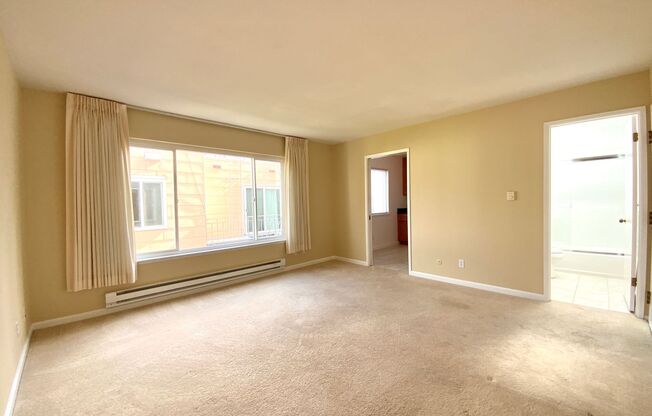 1 bed, 1 bath, 700 sqft, $2,595, Unit Apt. 5