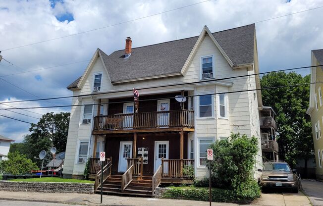 280-282 Massabesic Street