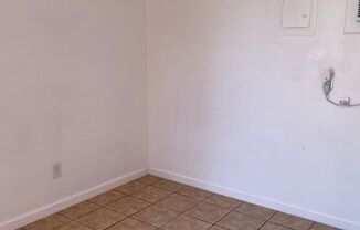 Studio, 1 bath, 250 sqft, $475, Unit 2200-09