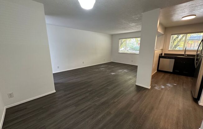 2 beds, 1 bath, 770 sqft, $1,789, Unit 101