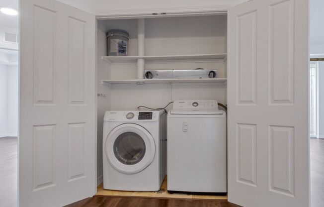 2 beds, 2 baths, $1,795, Unit UNIT 11304