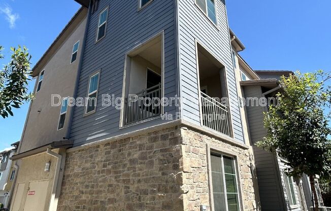 609 SAVI DR