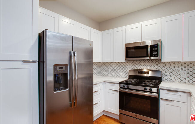 2 beds, 2 baths, 1,173 sqft, $4,471, Unit 2412