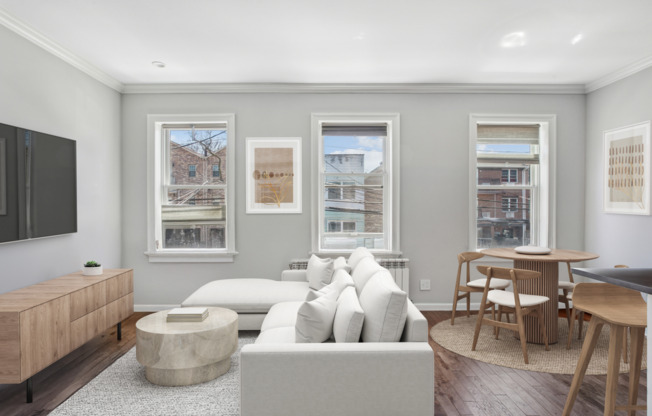 60 11 56 AVE