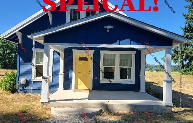 STATUS *AVAILABLE* | R207 | $2100  *** MOVE IN SPECIAL ****