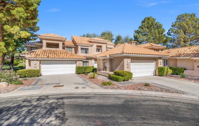 Modern, Elegant Fully Furnished 3 Bedroom Home in Spanish Trails