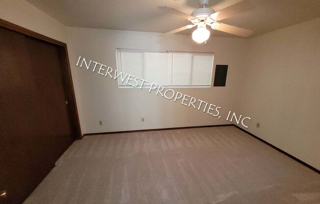 1 bed, 1 bath, 561 sqft, $1,250, Unit 004