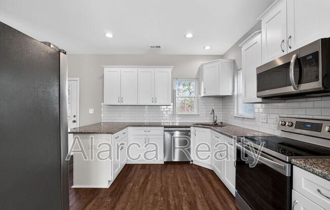 425 Centerfield Drive