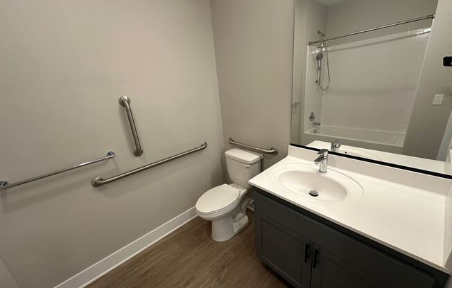 1 bed, 1 bath, 865 sqft, $1,724, Unit 321