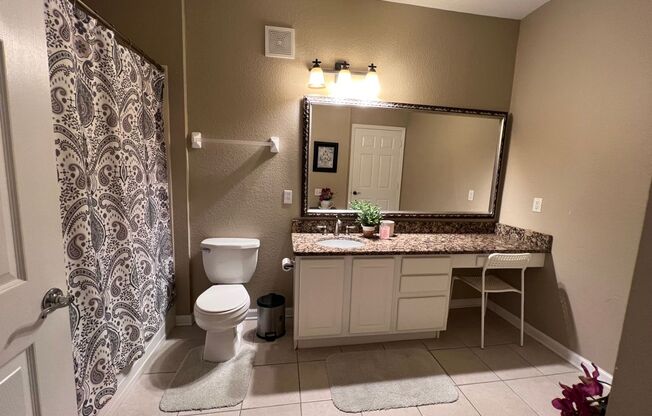 3 beds, 2 baths, $2,300