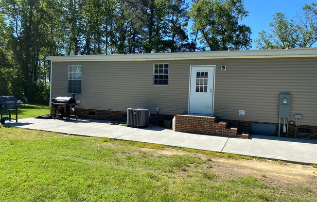 FOR RENT - Love the country? Love to hunt? If so, this one is for you!