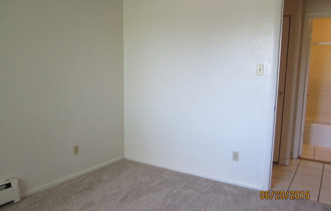 Wonderful 1 BR/1 BA Condo located on 3rd Floor in Secured Bldg!