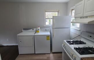 3 beds, 1 bath, $2,495