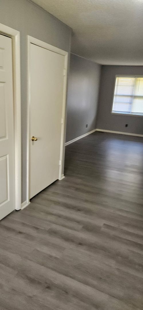 5408 South Hutchinson Court