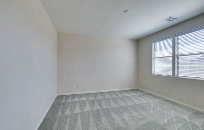 3 beds, 2.5 baths, $1,895