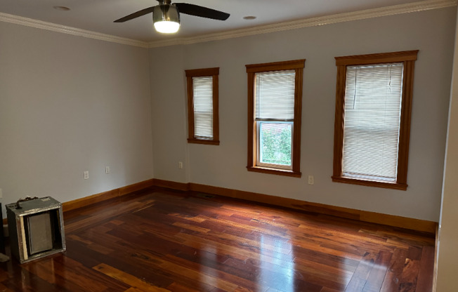 32 Holyoke Rd
