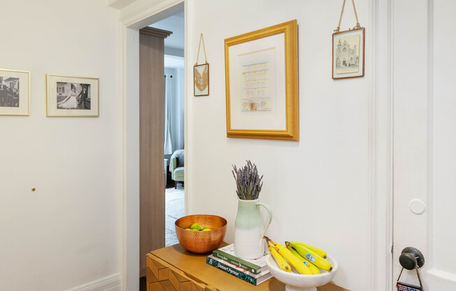 Studio, 1 bath, $3,000, Unit 14E