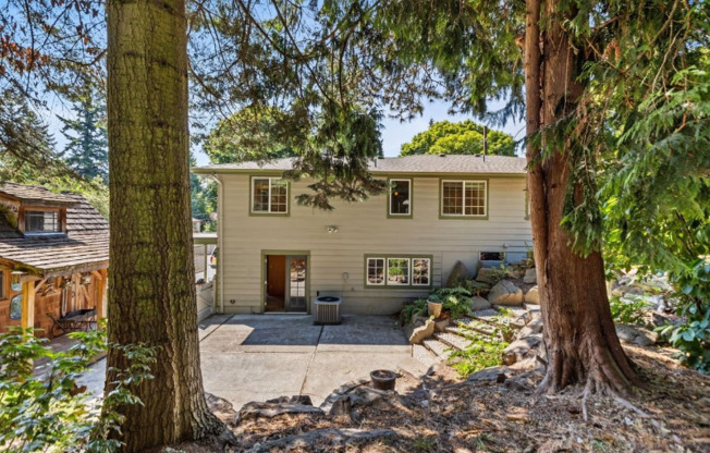 13341 31 AVE NE