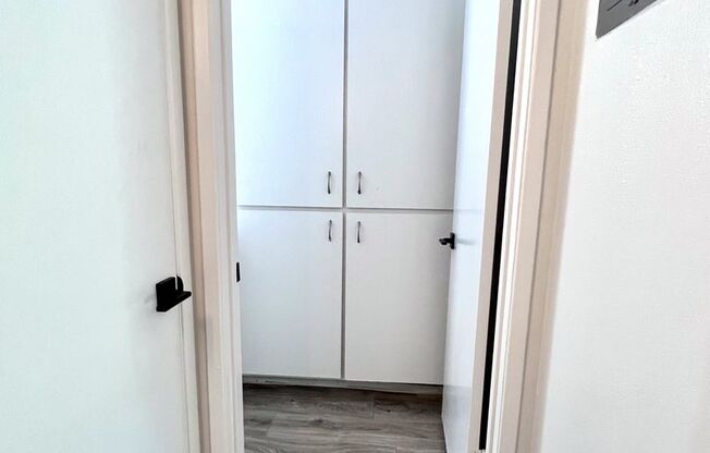 1 bed, 1 bath, 635 sqft, $1,150, Unit 12