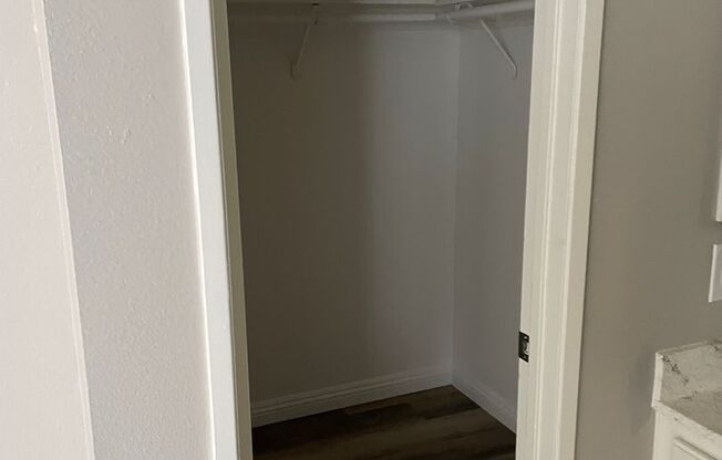 2 beds, 2 baths, 840 sqft, $1,800