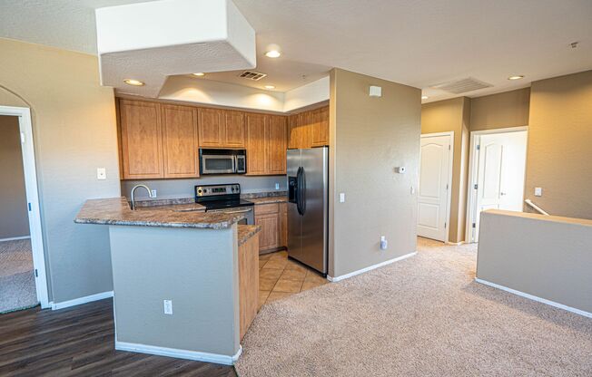 3-Bed, 2-Bath Condo with Stunning Lake Views!