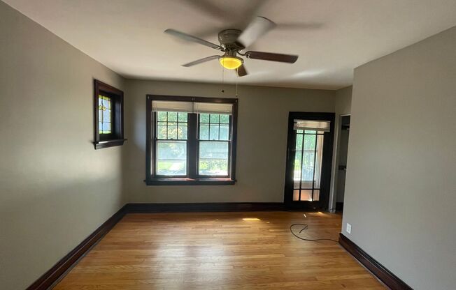 4018 Hydraulic Ave (Maintenance Call First)