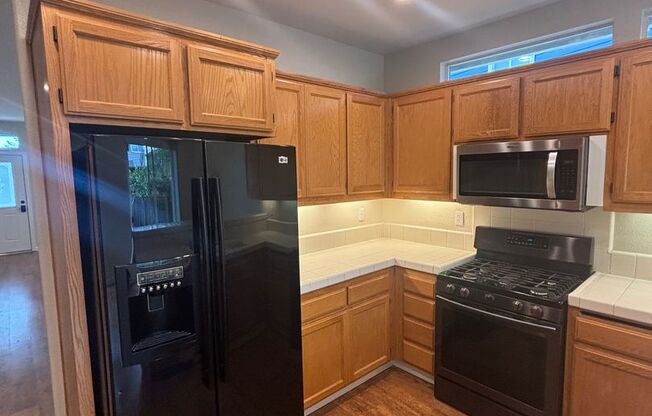 Single level 3 bedroom 2 bathroom home in Windsor's Vintage Greens with new paint and A/C