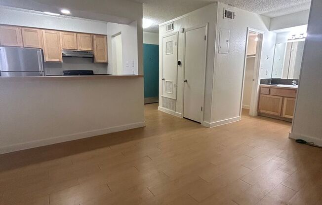 Studio, 1 bath, 400 sqft, $1,125, Unit WWK-403