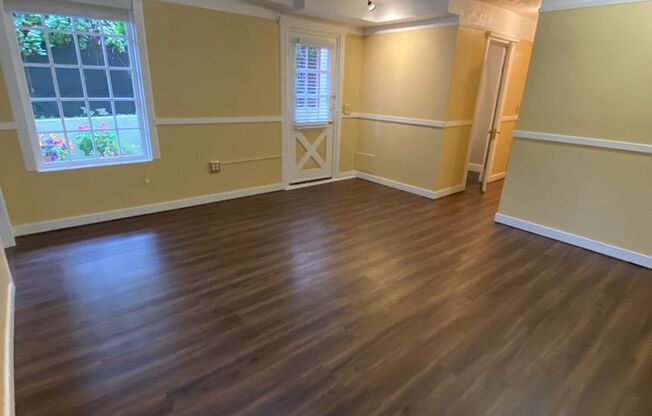 2 beds, 1 bath, 1,200 sqft, $1,849, Unit 01