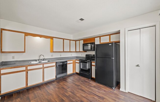 Deerfield Apartment Homes