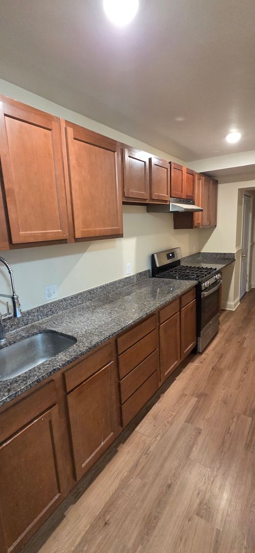 5201 Sheriff Road NE