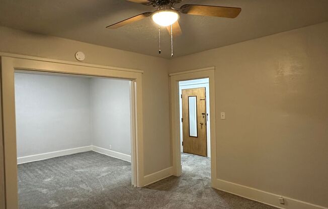 Studio, 1 bath, 280 sqft, $1,095, Unit 102
