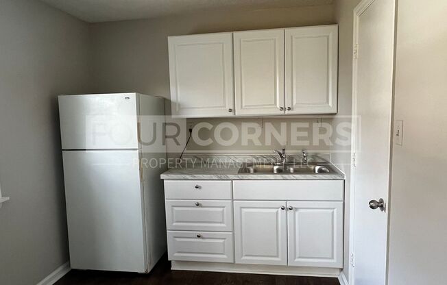 1 bed, 1 bath, $1,060, Unit C