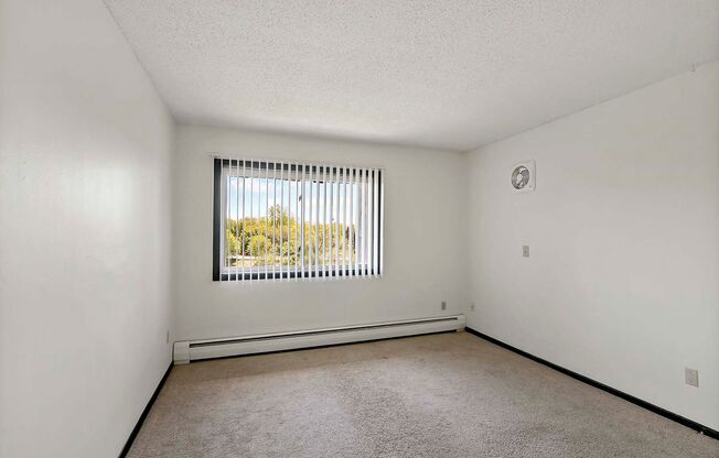 1 bed, 1 bath, 750 sqft, $1,100, Unit 7710-303