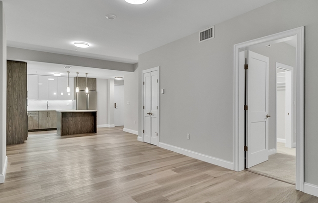 2 beds, 2.5 baths, 1,455 sqft, $4,900, Unit G6