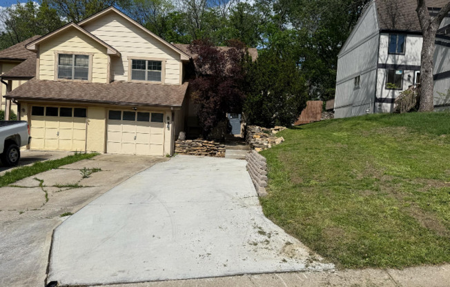 8323 WOODSON DR