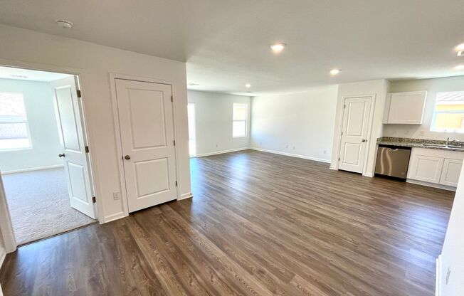 Nice 2024 Built 3 Bedroom Home in the New Rancho Colorado Neighborhood!