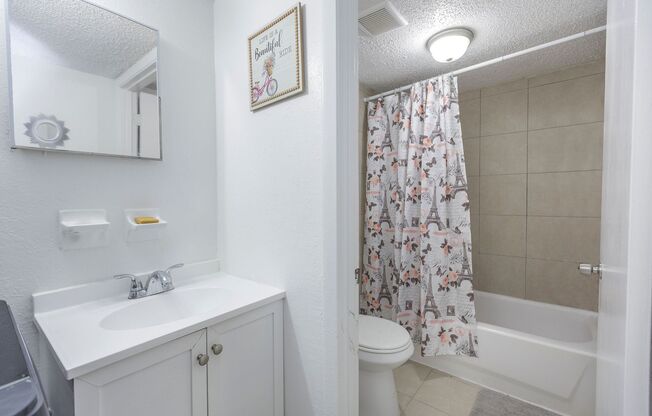 1 bed, 1 bath, 854 sqft, $1,150, Unit S-204