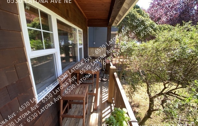 6530 LATONA AVE NE