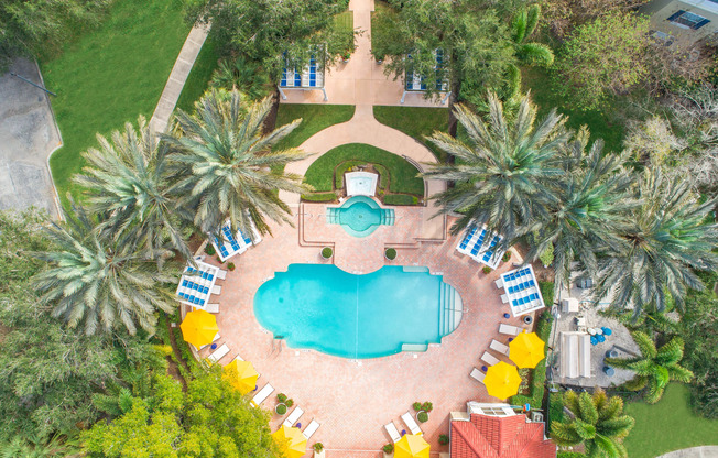 Sarasota Apartments Pool View - Saratoga Place