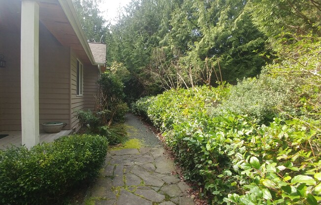 3 beds, 2 baths, $3,600