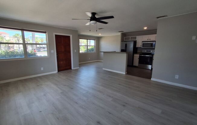 927 N. Grandview