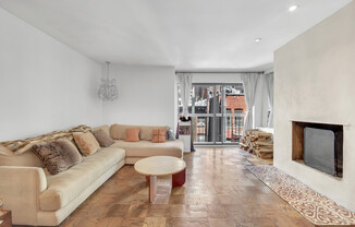 7 E 35 ST
